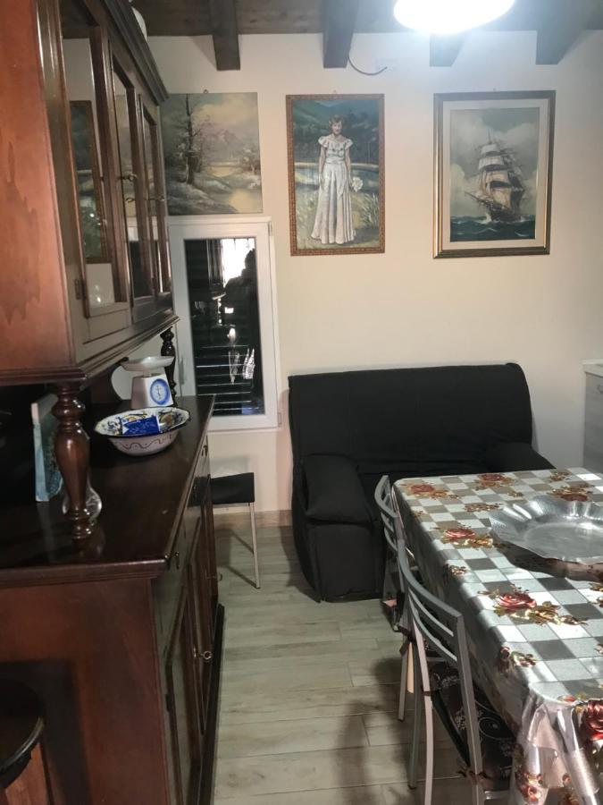 Appartamento La casa dei quadri Villafranca in Lunigiana Esterno foto